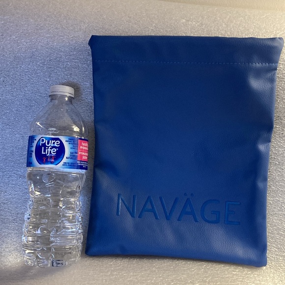 NWOT - Naväge Blue Faux Leather Black Drawstring Travel Bag - Picture 5 of 6